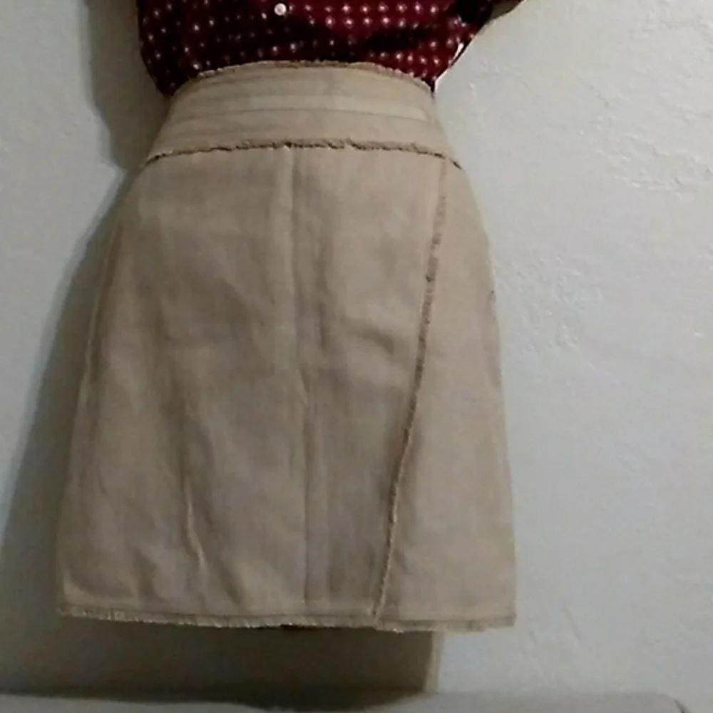 Ann Taylor Tweed A-Line Fringe Wrap Skirt. Size 0 (27